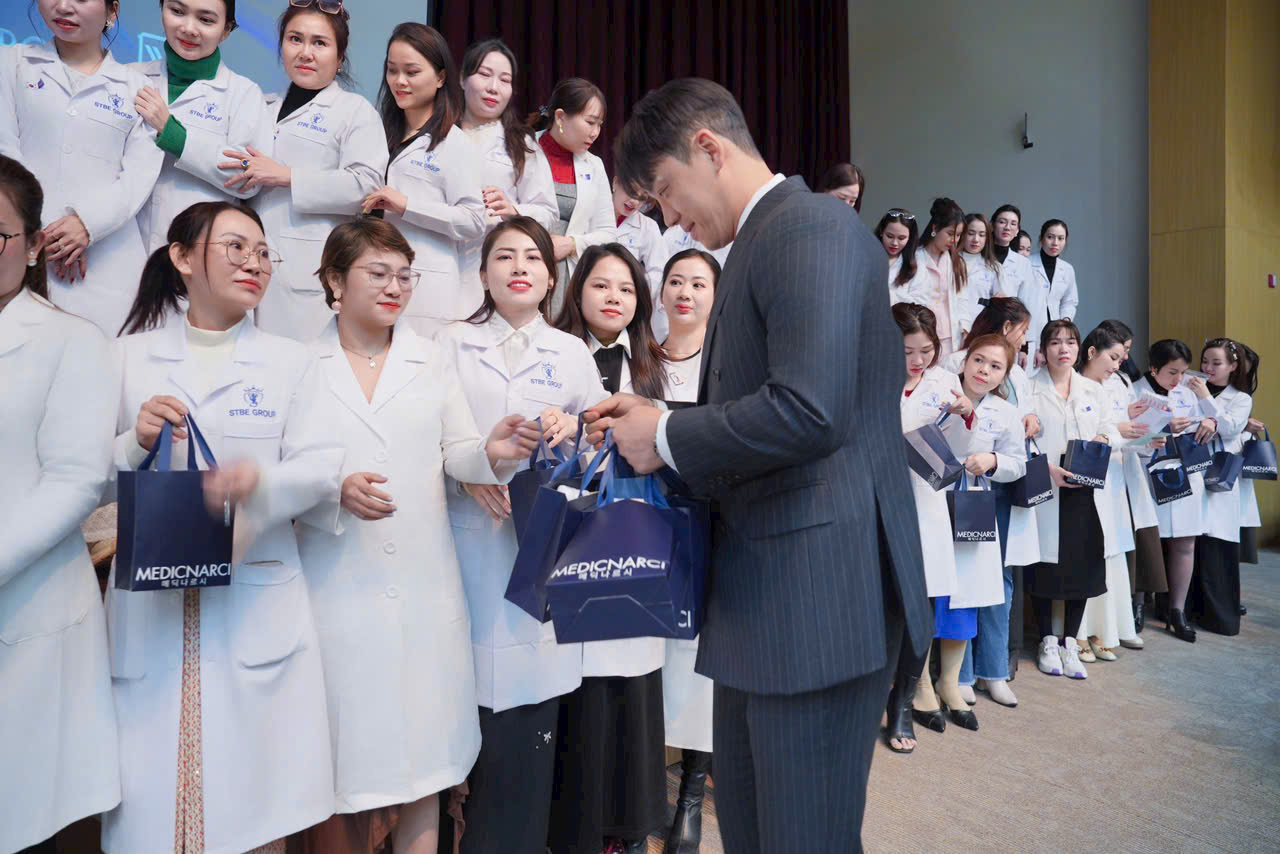 Medicnarci Việt Nam tại Hàn Quốc
